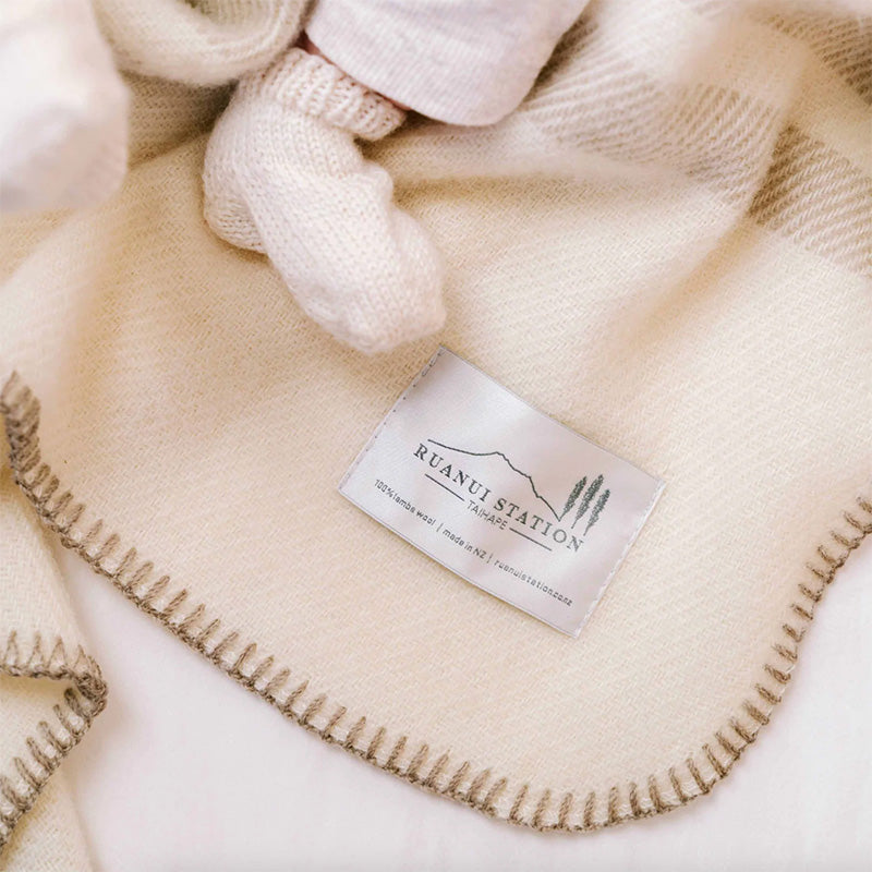 NZ Lambs Wool Blanket | Batley's Beige Trim