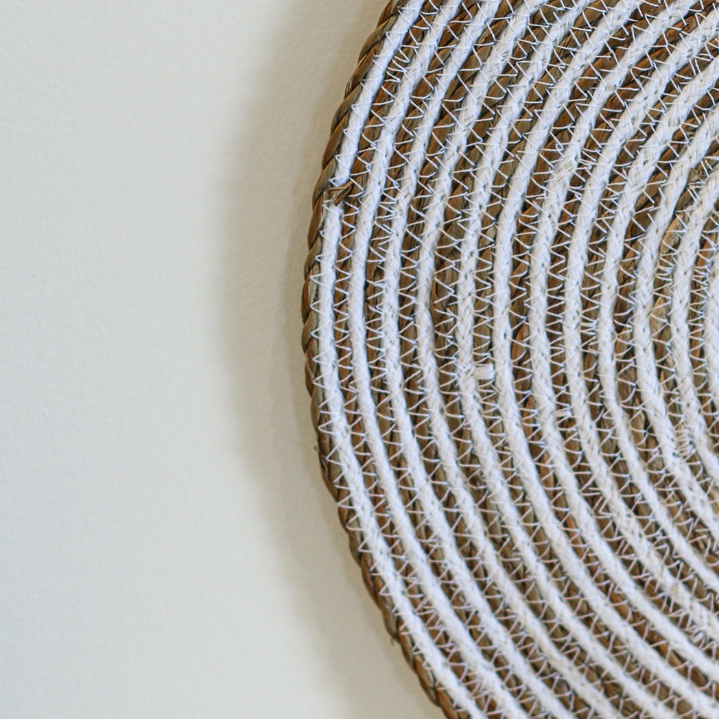 Round Simply White Placemat s/4