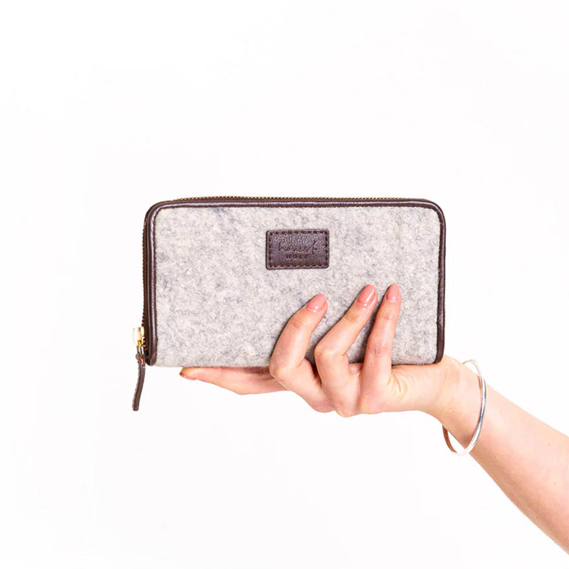 Honest Wolf Zip Wallet | Taupe
