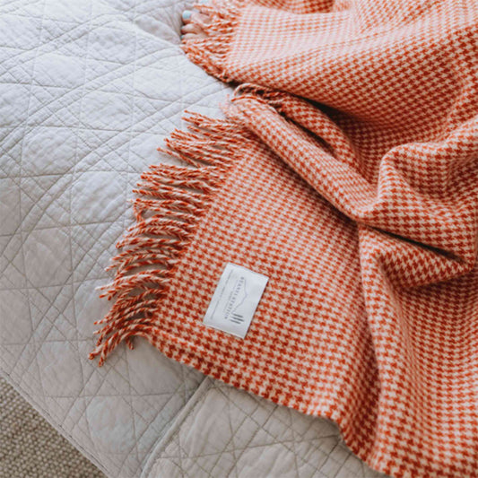 NZ Lambs Wool Throw | Meiti Melon Houndstooth Weave