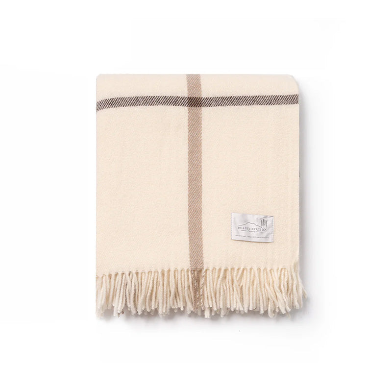 NZ Lambs Wool Throw | Waitoka White